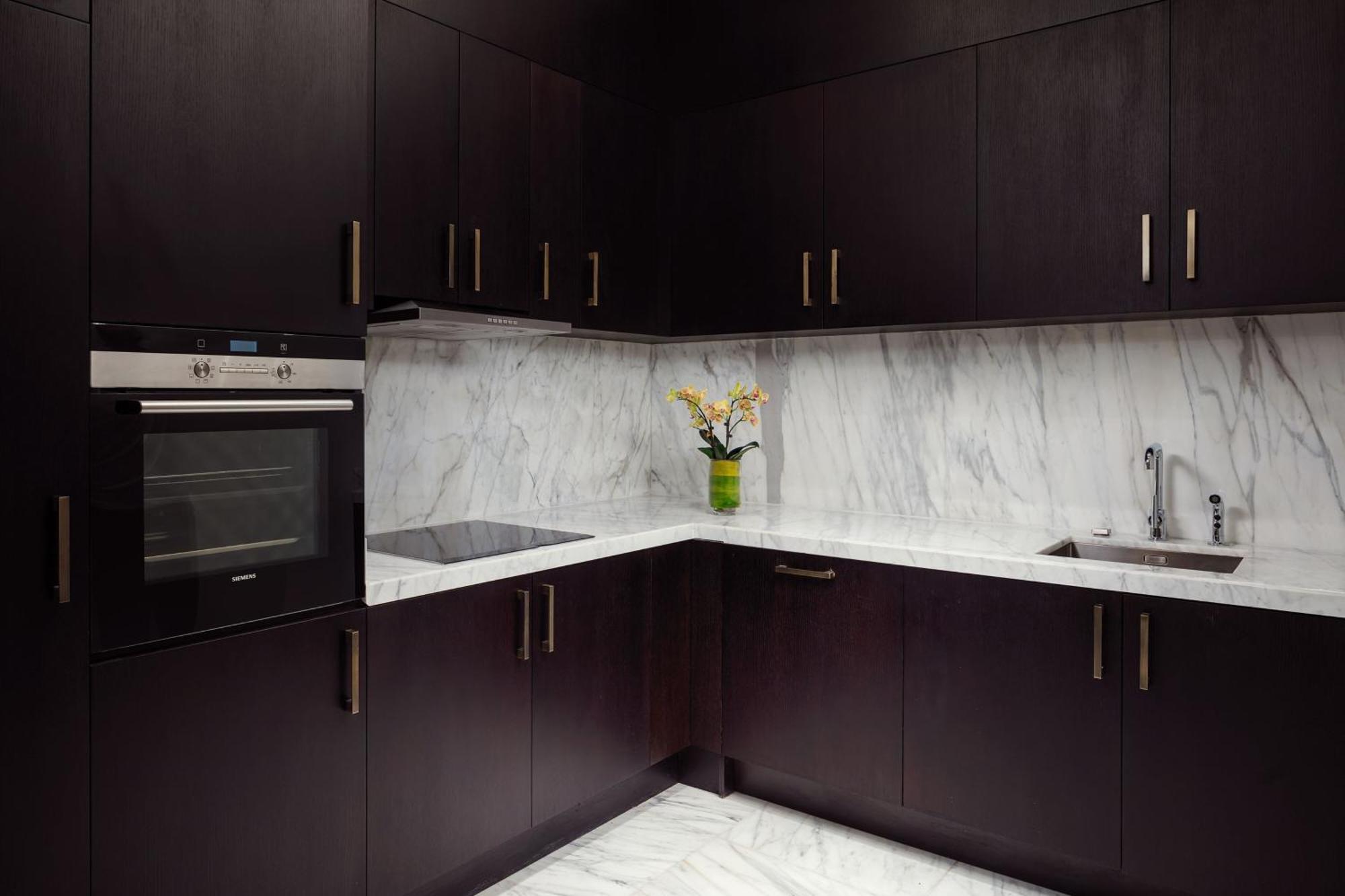 Готель The St. Regis Astana Екстер'єр фото A modern kitchen