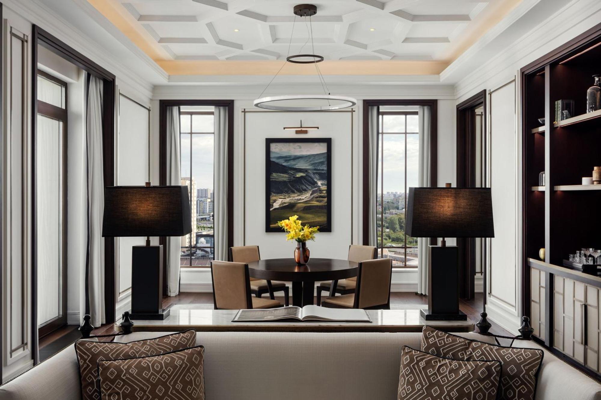 Готель The St. Regis Astana Екстер'єр фото A living room at The Ritz-Carlton, Boston